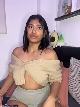 Snapshot of Isabella_fasilier chatting on January 25, 4:56 am Isabella fasilier online show from January 25, 4:56 am