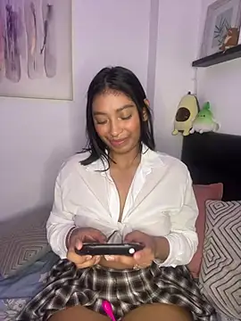 Snapshot of Isabella_fasilier chatting on February 3, 12:04 am Isabella fasilier online show from February 3, 12:04 am