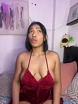 Snapshot of Isabella_fasilier chatting on February 18, 6:37 am Isabella fasilier online show from February 18, 6:37 am