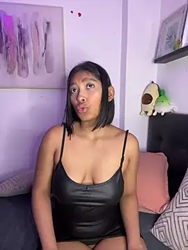 Snapshot of Isabella_fasilier chatting on March 10, 4:07 am Isabella fasilier online show from March 10, 4:07 am