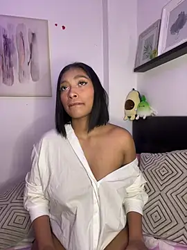 Snapshot of Isabella_fasilier chatting on March 13, 2:05 am Isabella fasilier online show from March 13, 2:05 am