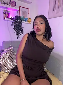 Isabella fasilier online show from February 18, 12:39 am