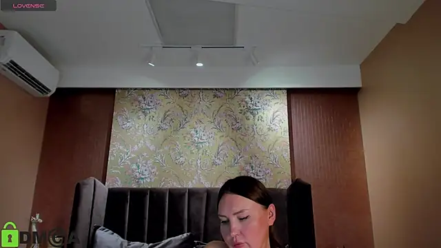 EmmaSparky online show from January 31, 4:47 am