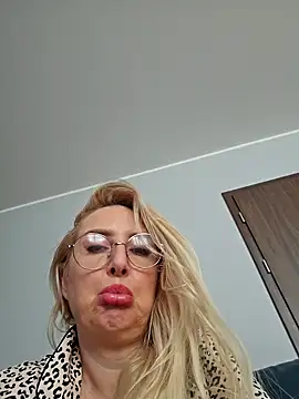 MariaRichi  online show from March 4, 10:24 am