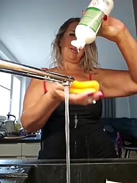 MariaRichi  online show from October 12, 7:40 am