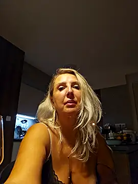 MariaRichi  online show from October 13, 7:58 pm