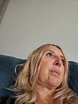 MariaRichi  online show from November 1, 7:32 am