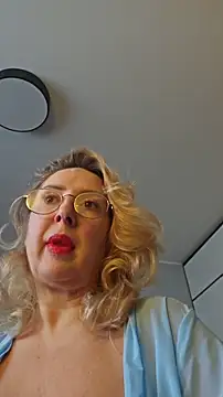 MariaRichi  online show from April 5, 6:54 am