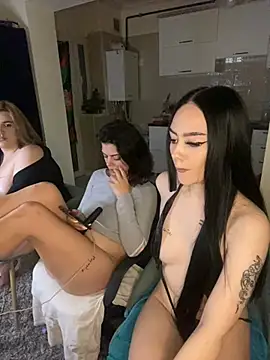 Snapshot of Gya_Rue chatting on March 21, 10:28 pm Gya Rue online show from March 21, 10:28 pm