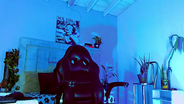 HannibalLester online show from September 14, 4:55 am