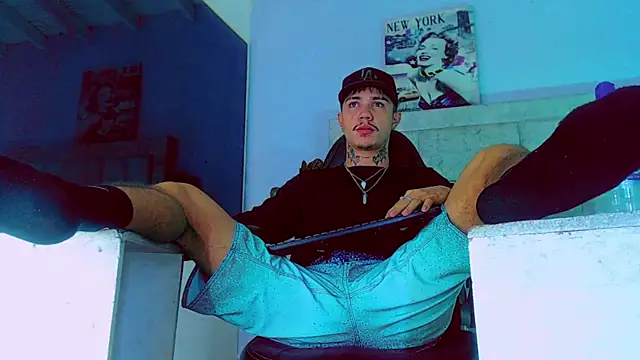 HannibalLester online show from October 1, 7:58 am