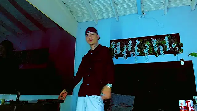 HannibalLester online show from March 25, 3:45 am