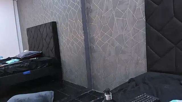 NicoleJonss online show from March 15, 9:19 am