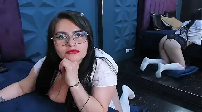 NicoleJonss online show from March 21, 9:23 am