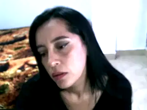 Snapshot of hailey85 chatting on December 16, 8:16 pm hailey85 online show from December 16, 8:16 pm