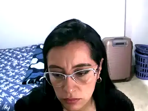 Snapshot of hailey85 chatting on January 4, 7:55 pm hailey85 online show from January 4, 7:55 pm