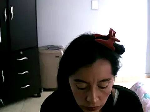 Snapshot of hailey85 chatting on January 15, 5:58 pm hailey85 online show from January 15, 5:58 pm