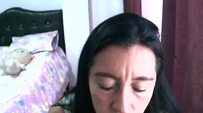 Snapshot of hailey85 chatting on February 16, 9:48 pm hailey85 online show from February 16, 9:48 pm