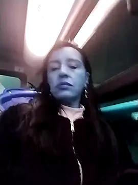 Snapshot of hailey85 chatting on February 18, 12:59 am hailey85 online show from February 18, 12:59 am