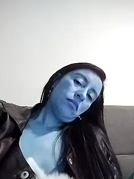 Snapshot of hailey85 chatting on February 18, 10:36 pm hailey85 online show from February 18, 10:36 pm