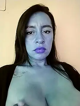 Snapshot of hailey85 chatting on March 7, 7:49 pm hailey85 online show from March 7, 7:49 pm