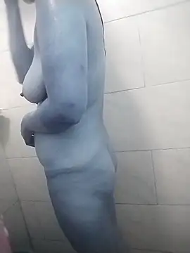 Snapshot of hailey85 chatting on March 20, 2:21 pm hailey85 online show from March 20, 2:21 pm