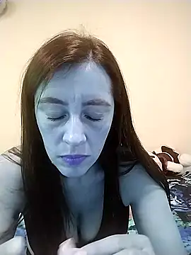 Snapshot of hailey85 chatting on March 20, 7:35 pm hailey85 online show from March 20, 7:35 pm