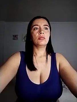 hailey85 online show from April 21, 12:34 am