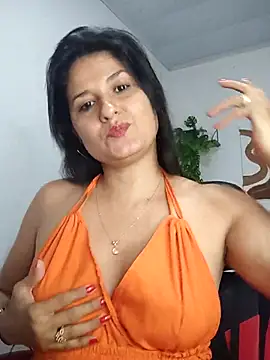 elena jonees online show from November 26, 7:48 pm