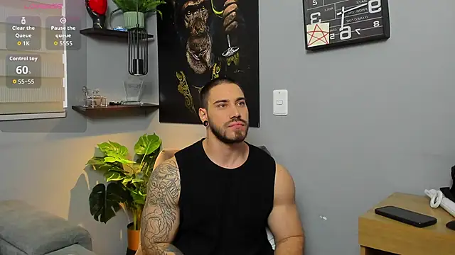 Snapshot of Giorgio-Leone chatting on November 14, 6:39 pm Giorgio-Leone online show from November 14, 6:39 pm