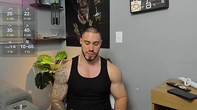 Snapshot of Giorgio-Leone chatting on November 17, 2:17 am Giorgio-Leone online show from November 17, 2:17 am