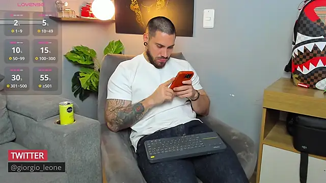 Giorgio-Leone online show from March 16, 3:56 am