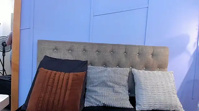 nathalie rossel online show from September 17, 7:04 pm