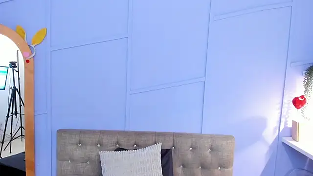 nathalie rossel online show from September 26, 7:07 pm