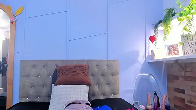 nathalie rossel online show from October 1, 7:53 pm