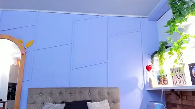 nathalie rossel online show from October 16, 7:04 pm