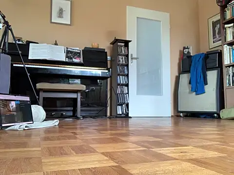 Bula94193 online show from April 20, 8:50 am