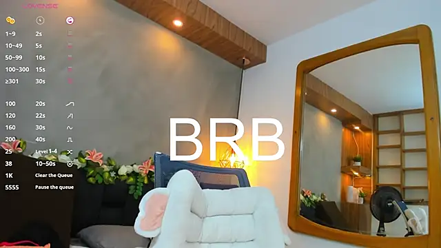 Hannah williams1 online show from December 15, 8:36 pm