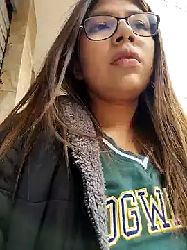 ARIANA SAENS online show from February 5, 5:31 pm