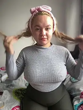 Naiara Sex  online show from April 11, 7:18 pm