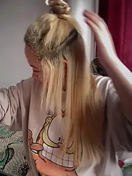 Naiara Sex  online show from April 27, 9:35 pm