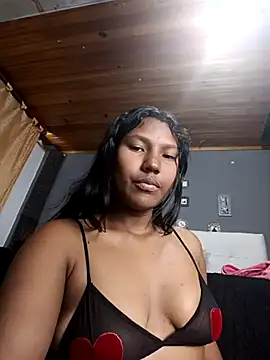 AnnieScott  online show from March 16, 3:39 pm