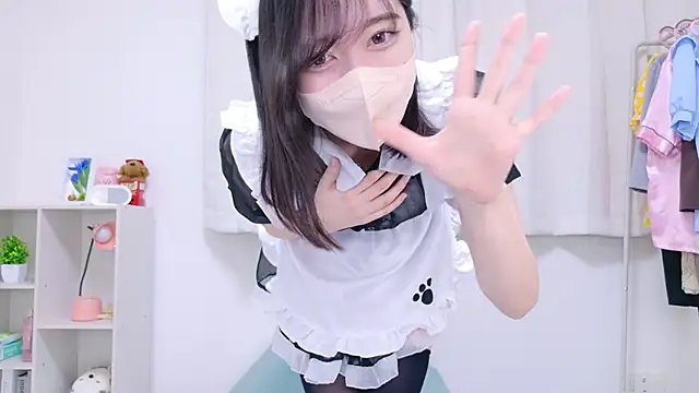 Snapshot of Yurie_ chatting on January 8, 11:10 am Yurie  online show from January 8, 11:10 am