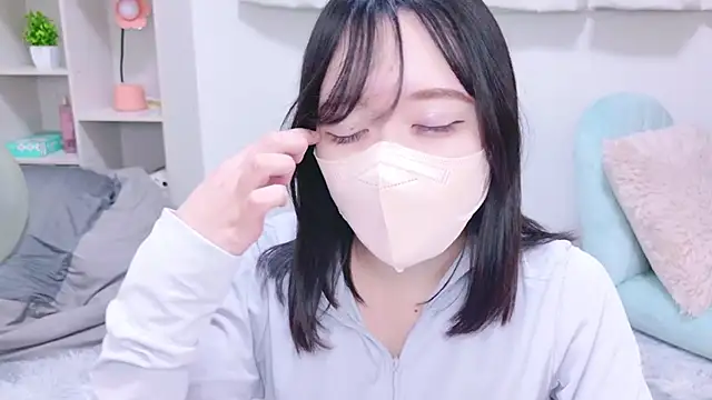 Snapshot of Yurie_ chatting on February 12, 3:38 pm Yurie  online show from February 12, 3:38 pm