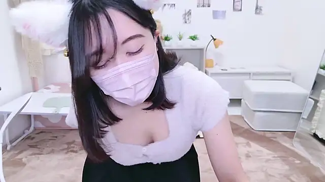 Snapshot of Yurie_ chatting on February 22, 11:13 am Yurie  online show from February 22, 11:13 am