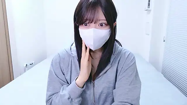 Yurie  online show from May 9, 2:11 pm