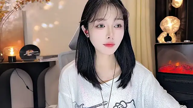 xiaodaibabyy online show from February 11, 1:51 pm