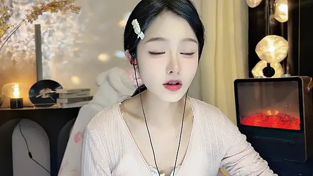 xiaodaibabyy online show from February 23, 4:13 pm