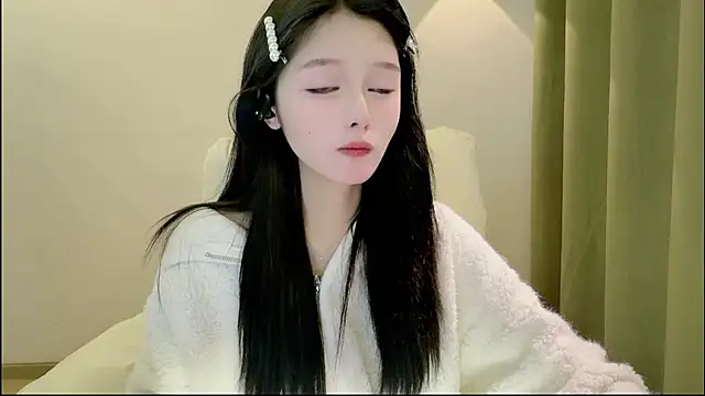 xiaodaibabyy online show from November 24, 1:55 pm