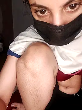 Snapshot of InLero chatting on March 8, 7:27 am InLero online show from March 8, 7:27 am